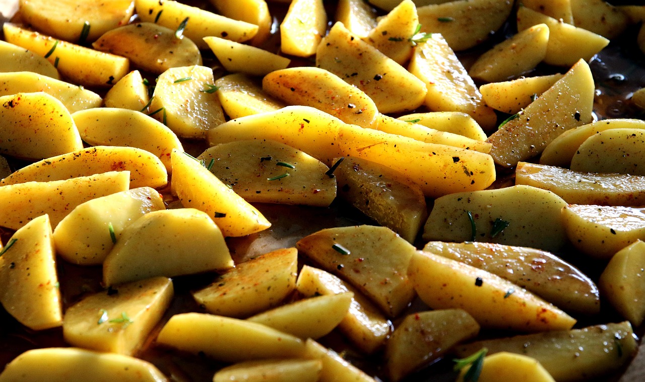 baked potatoes, potatoes, potato skin wedges, baked potatoes, baked potatoes, baked potatoes, baked potatoes, baked potatoes, potatoes